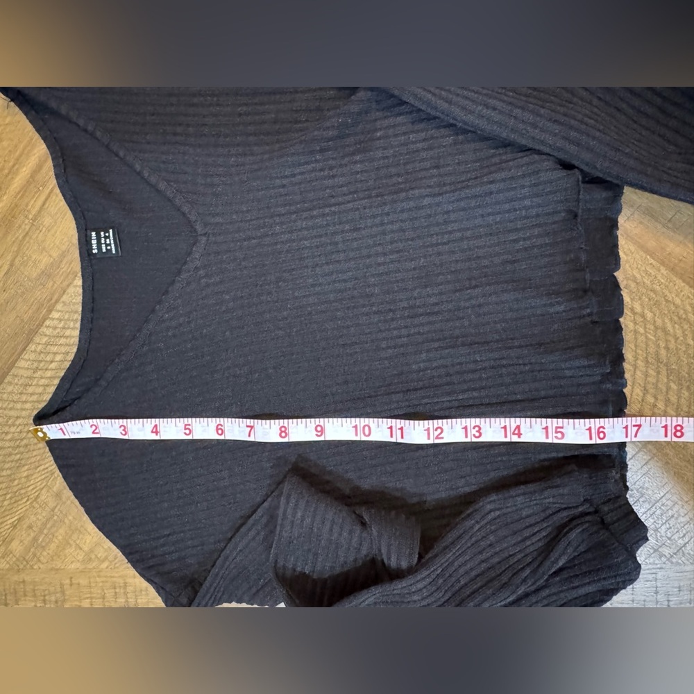 SHEIN Black Ribbed Off Shoulder Crop Top - Picture 5 of 12